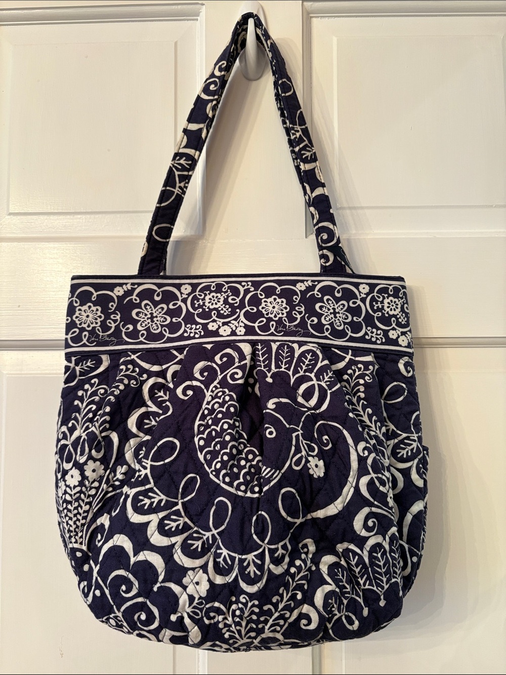 Vera Bradley Twirly Birds Navy Blue Shoulder Bag Preowned